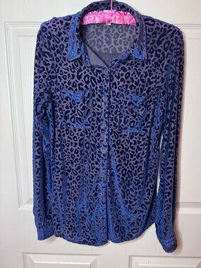 Umgee Blue and Blush Leopard Print Button-Down Shirt